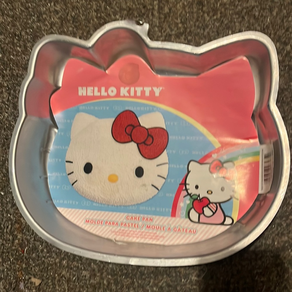 Vintage Wilton hello kitty cake pan